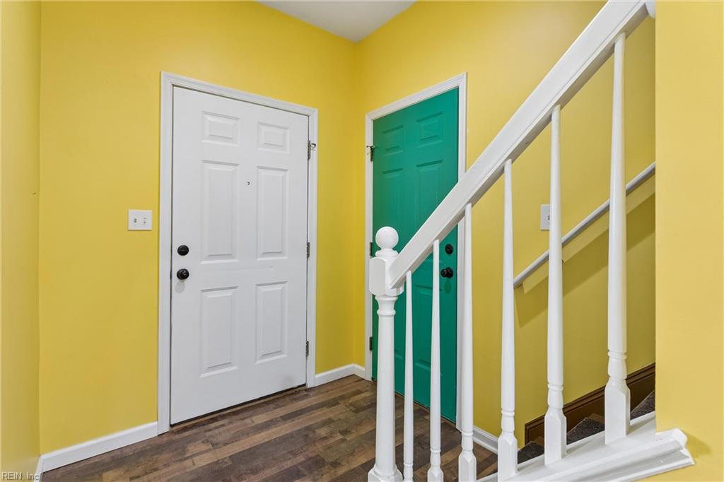 112 Kevin Court Yorktown VA 23692
