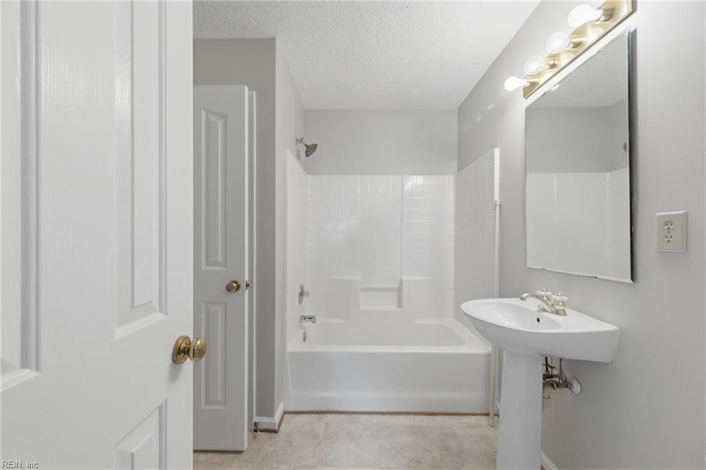 103 Songbird Trail Yorktown VA 23692