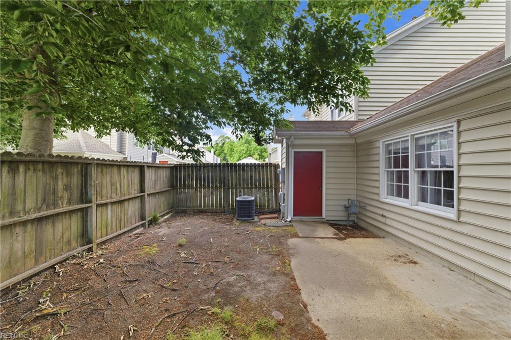 103 Songbird Trail Yorktown VA 23692