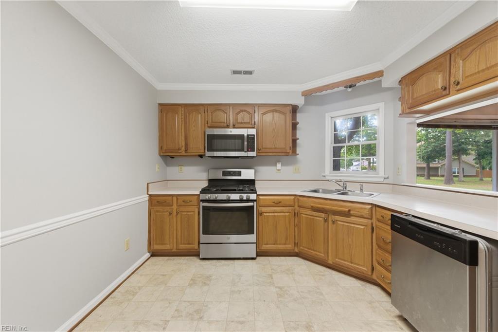 103 Songbird Trail Yorktown VA 23692