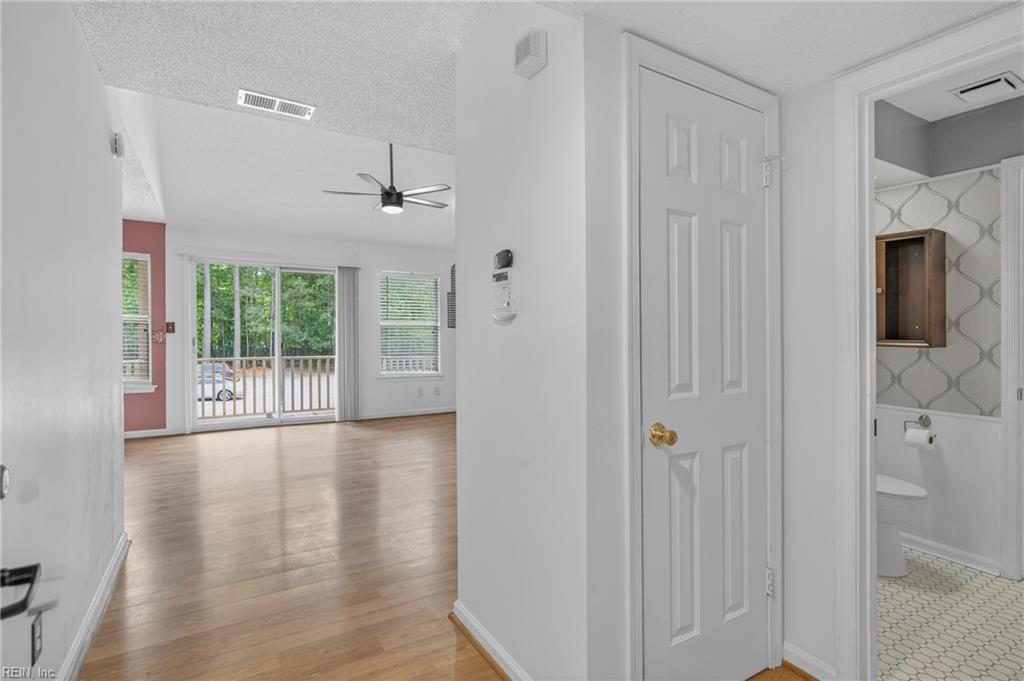 532 Pineland Circle Newport News VA 23608