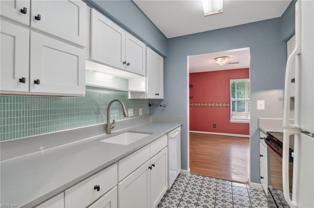 532 Pineland Circle Newport News VA 23608