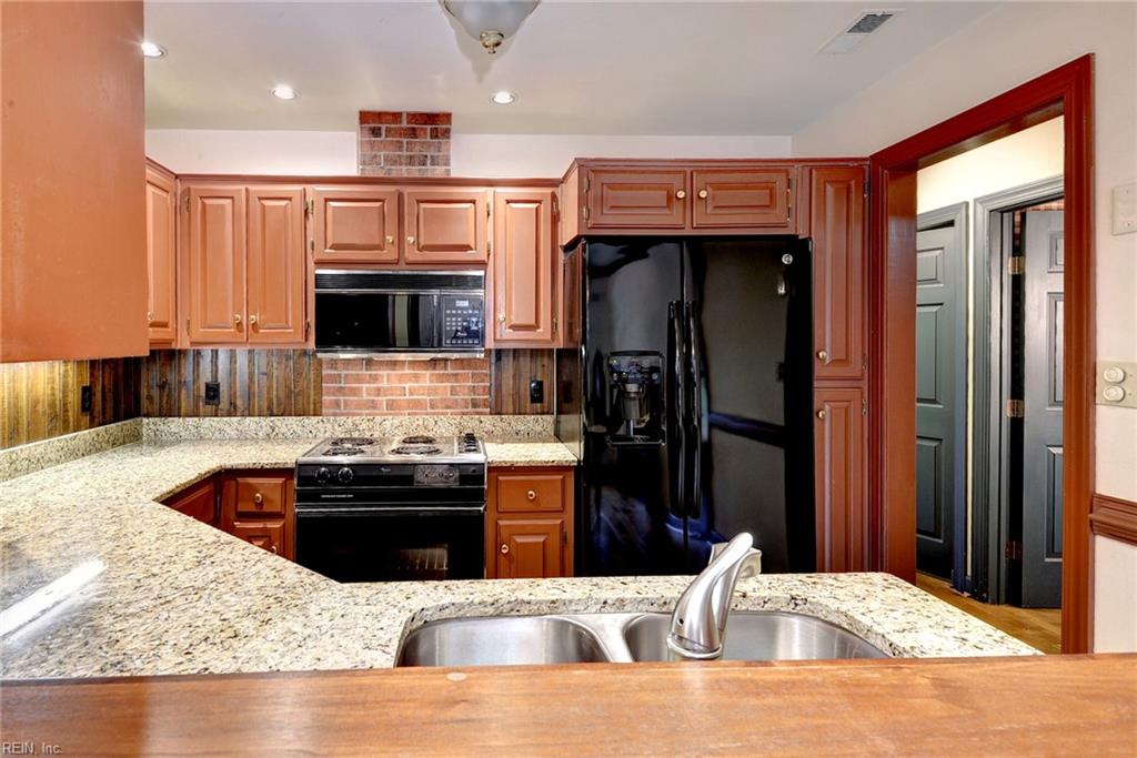 225 Woodmere Drive Williamsburg VA 23185