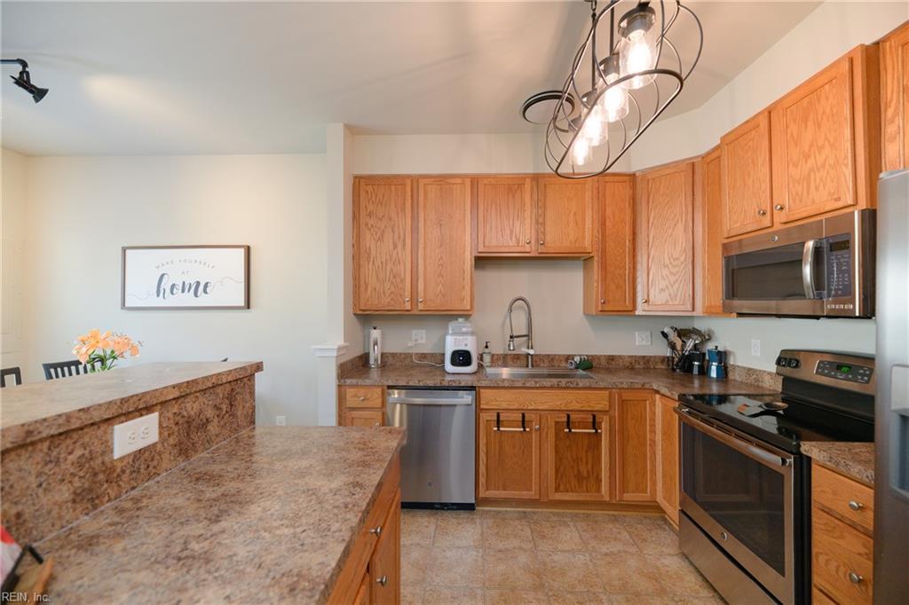105 Hale Circle Yorktown VA 23690