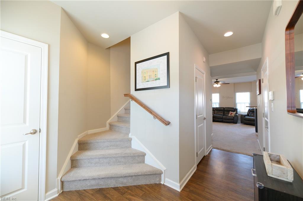 105 Hale Circle Yorktown VA 23690