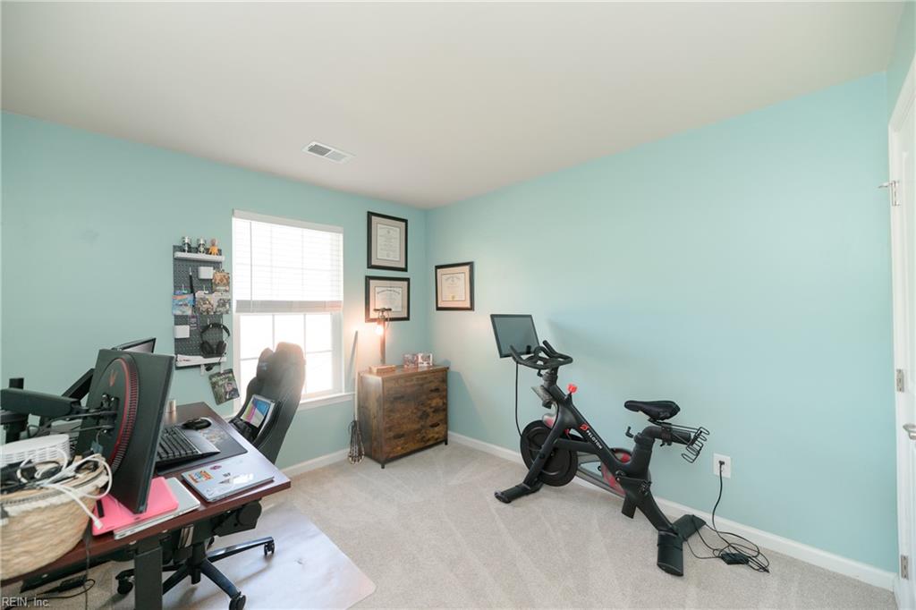 105 Hale Circle Yorktown VA 23690