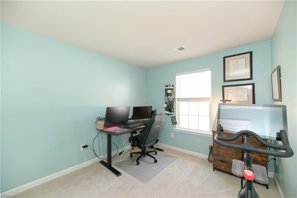 105 Hale Circle Yorktown VA 23690