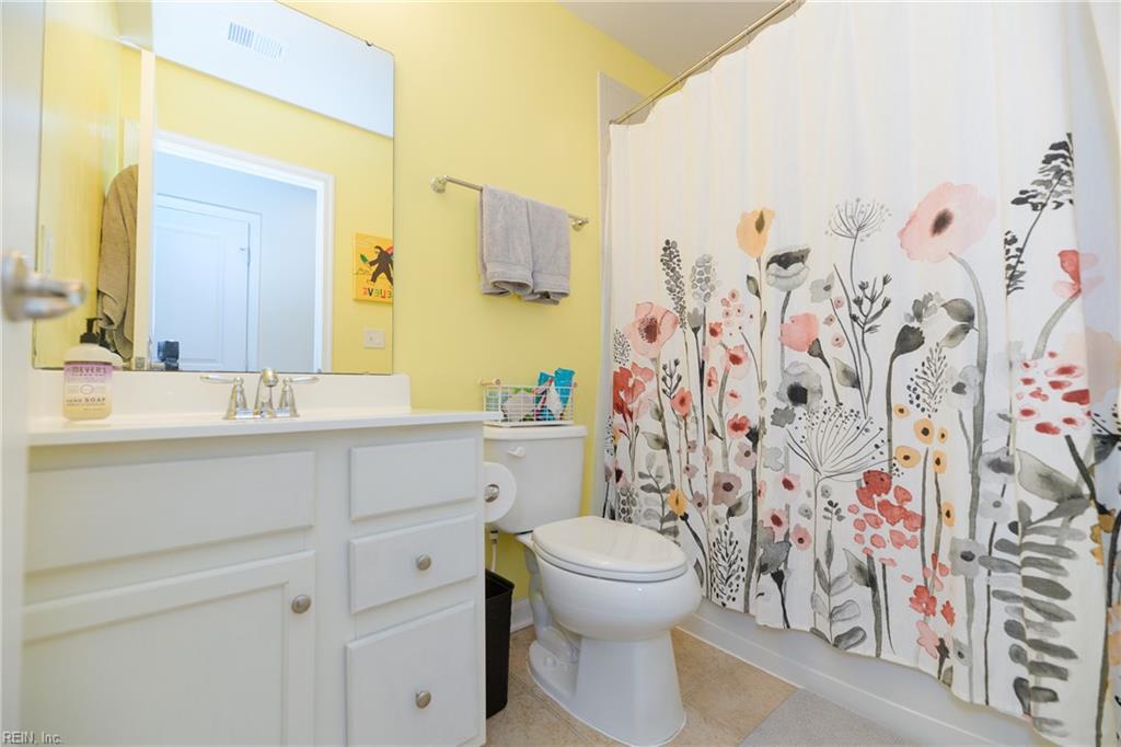 105 Hale Circle Yorktown VA 23690