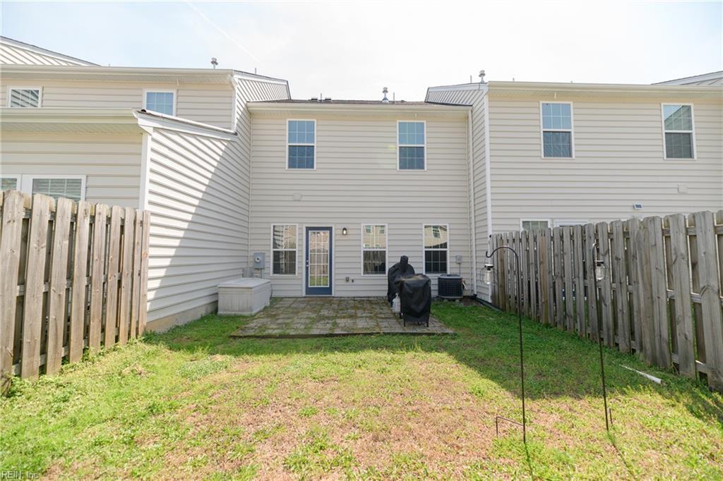 105 Hale Circle Yorktown VA 23690