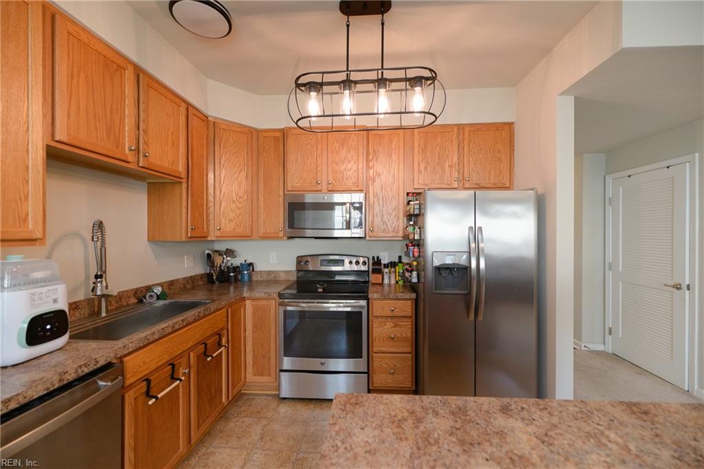 105 Hale Circle Yorktown VA 23690