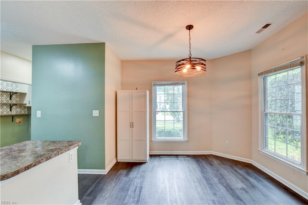 922 Willow Point Newport News VA 23602