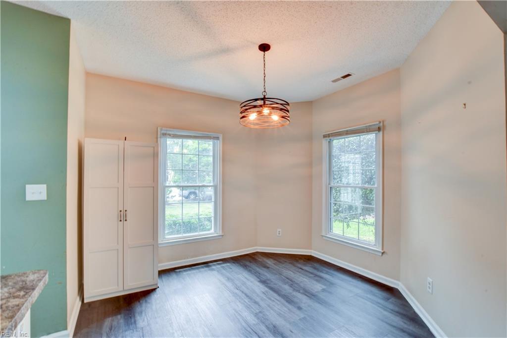 922 Willow Point Newport News VA 23602