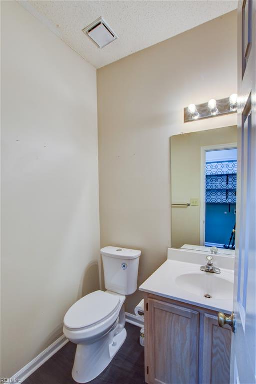 922 Willow Point Newport News VA 23602