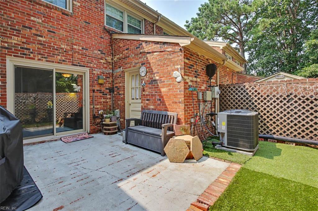 231 Bailiff Court Newport News VA 23608