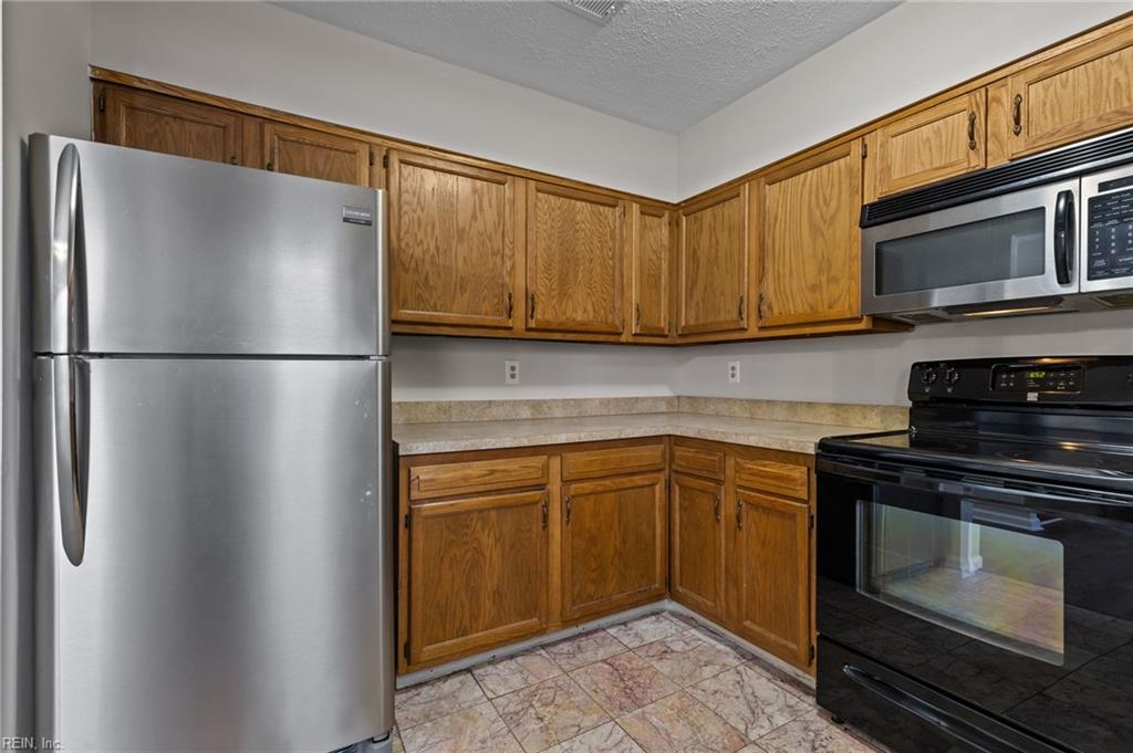 1653 Skiffes Creek Circle Williamsburg VA 23185