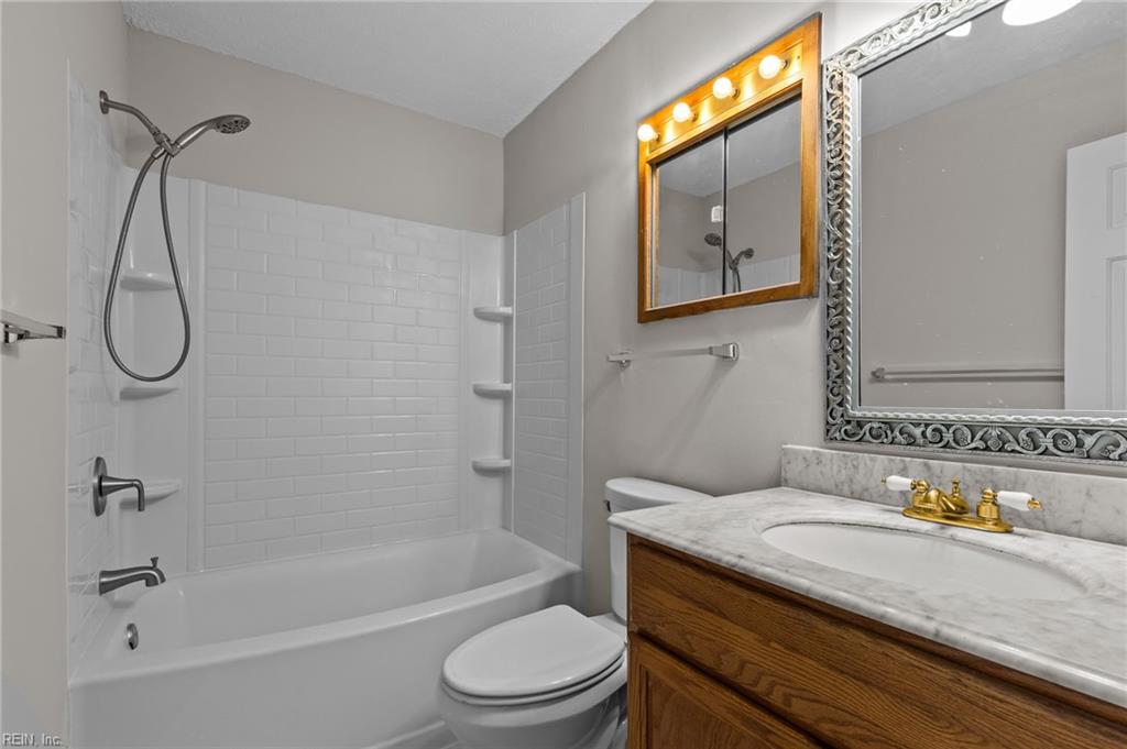 1653 Skiffes Creek Circle Williamsburg VA 23185