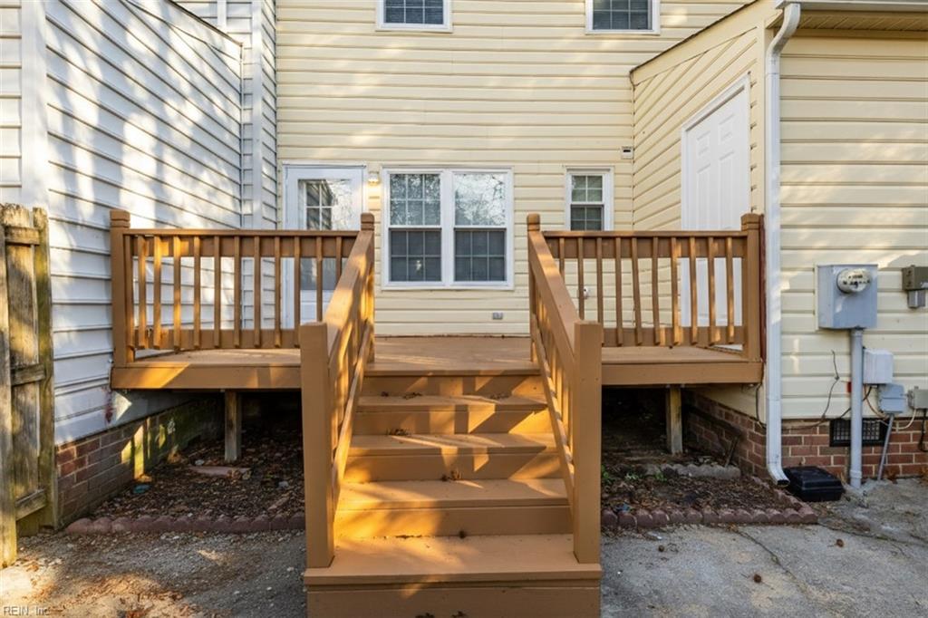 1653 Skiffes Creek Circle Williamsburg VA 23185