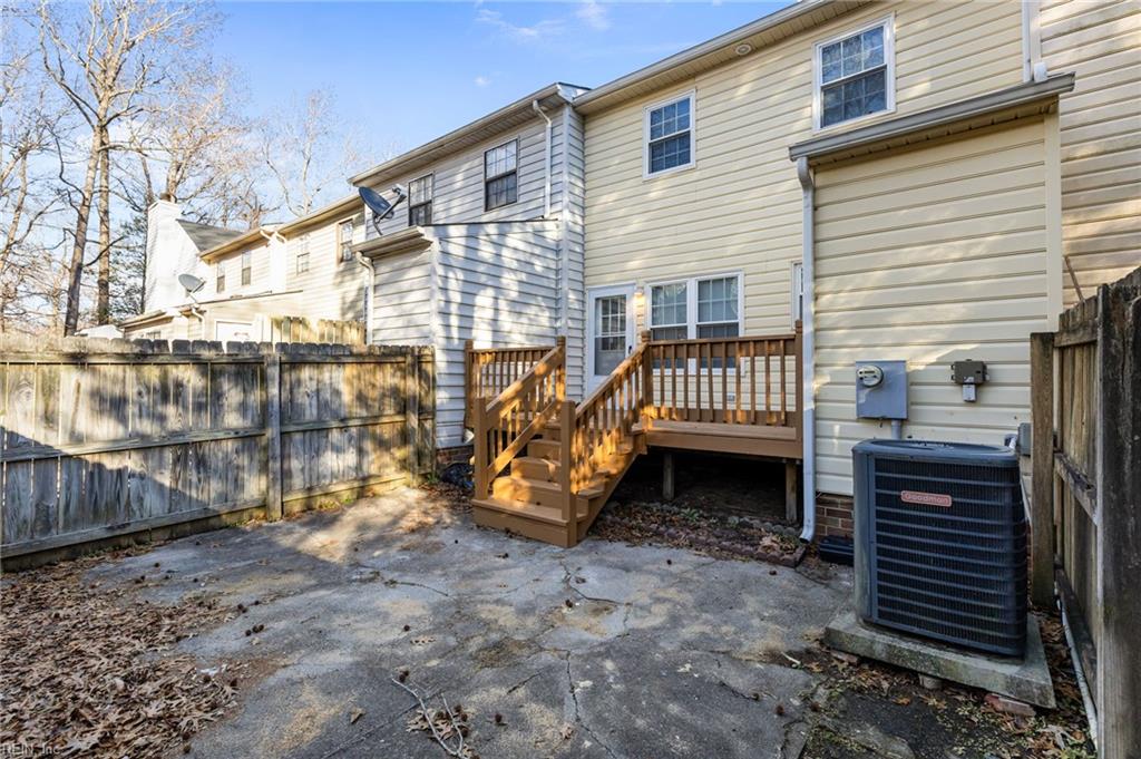 1653 Skiffes Creek Circle Williamsburg VA 23185