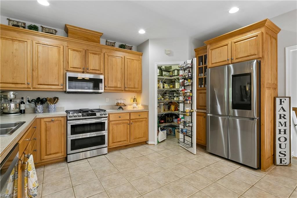 289 Herman Melville Avenue Newport News VA 23606