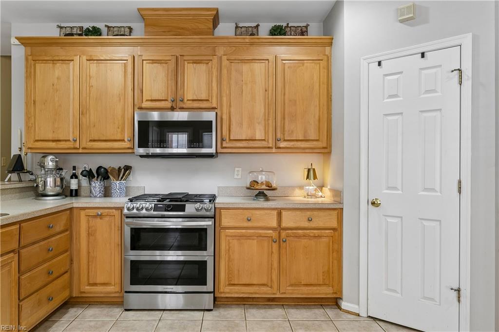 289 Herman Melville Avenue Newport News VA 23606