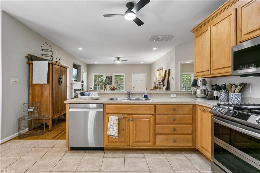 289 Herman Melville Avenue Newport News VA 23606