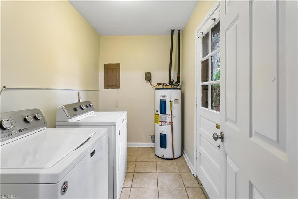 391 Circuit Lane Newport News VA 23608