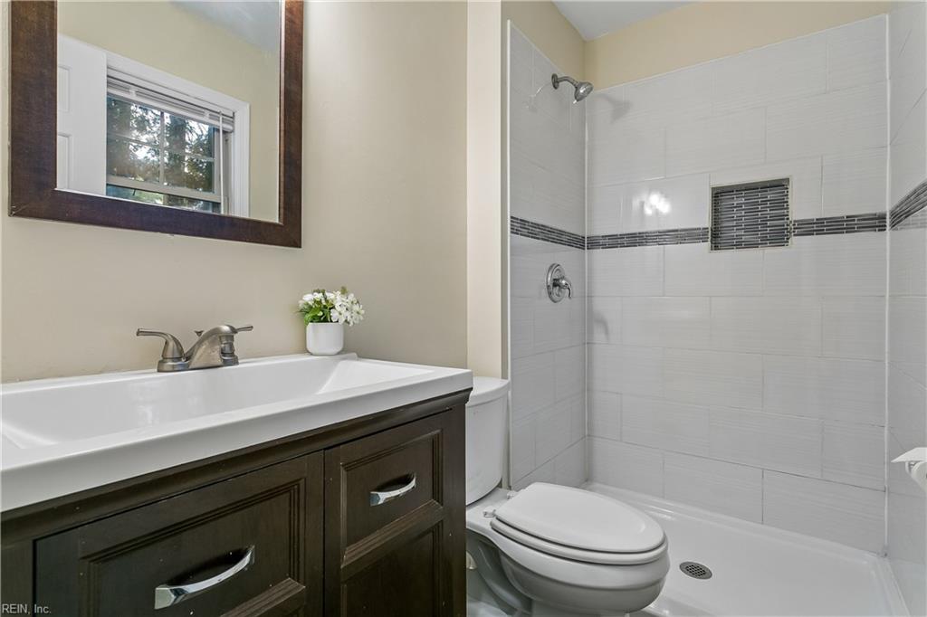 391 Circuit Lane Newport News VA 23608