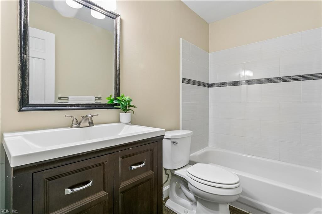 391 Circuit Lane Newport News VA 23608
