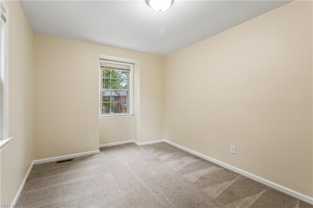 391 Circuit Lane Newport News VA 23608