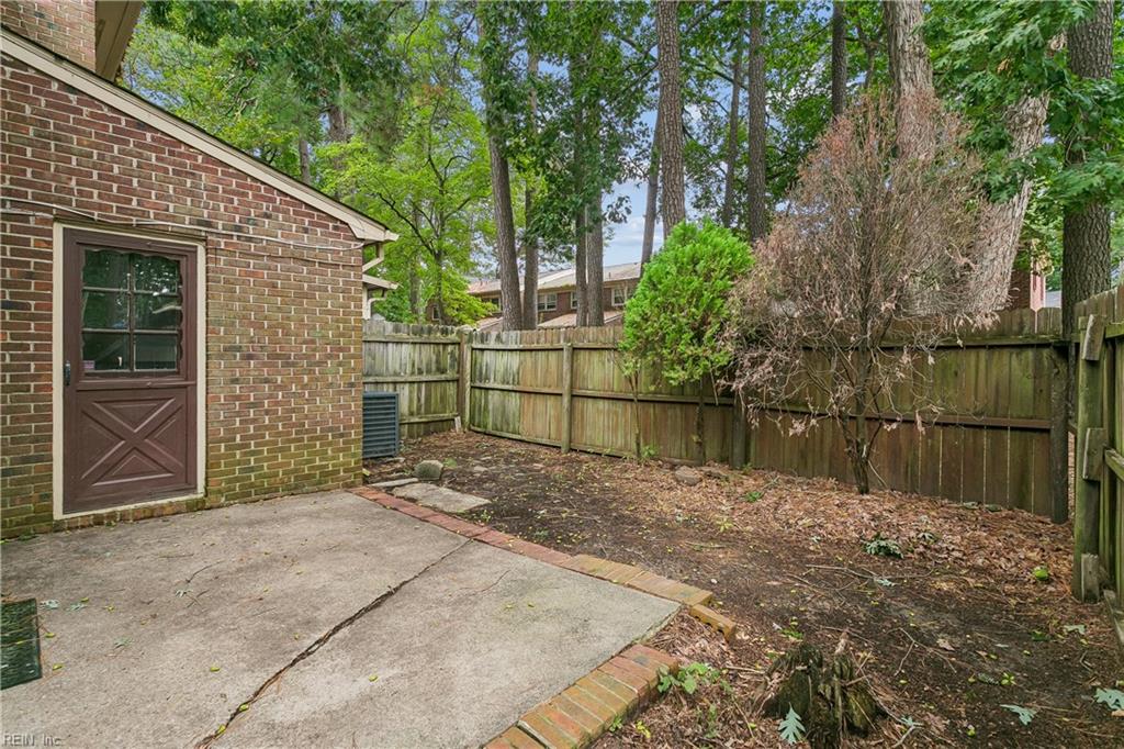 391 Circuit Lane Newport News VA 23608