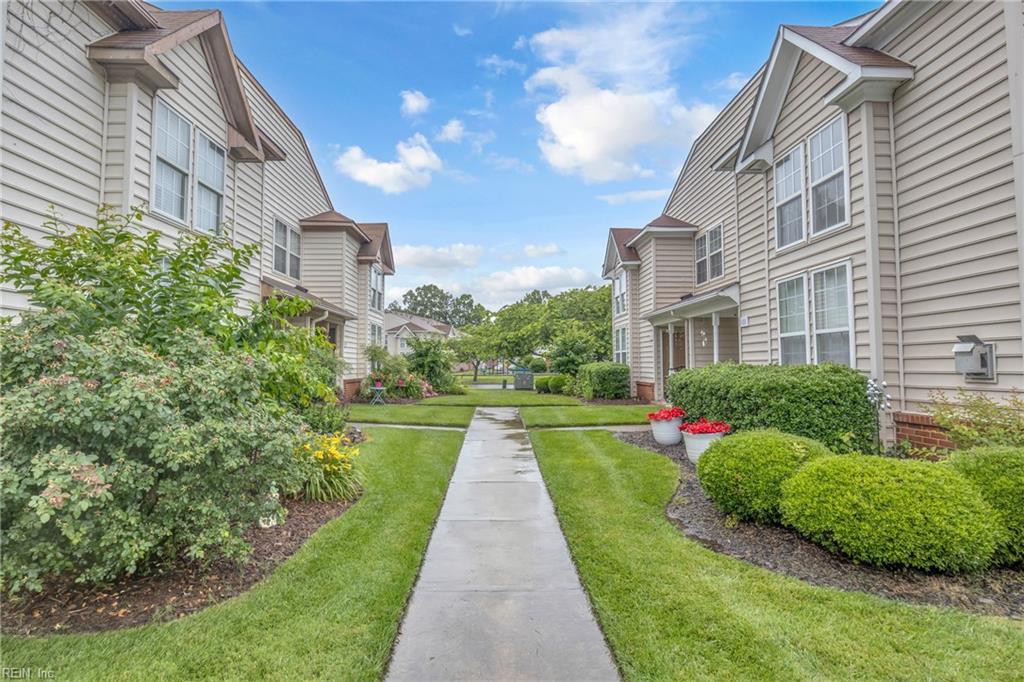 137 White Cedar Lane Yorktown VA 23693