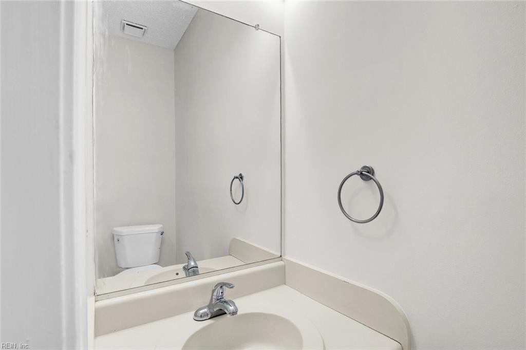 2261 Claymill Drive Newport News VA 23602