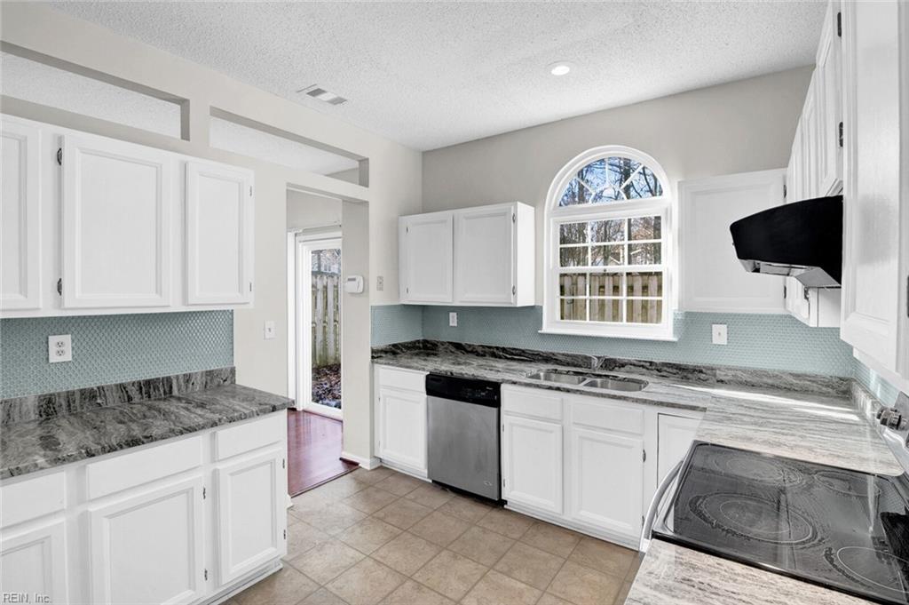 2261 Claymill Drive Newport News VA 23602