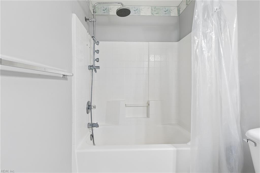 324 Hillside Terrace Newport News VA 23602