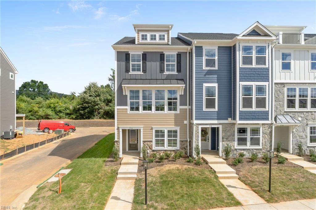14 Bracewell Lane Yorktown VA 23692