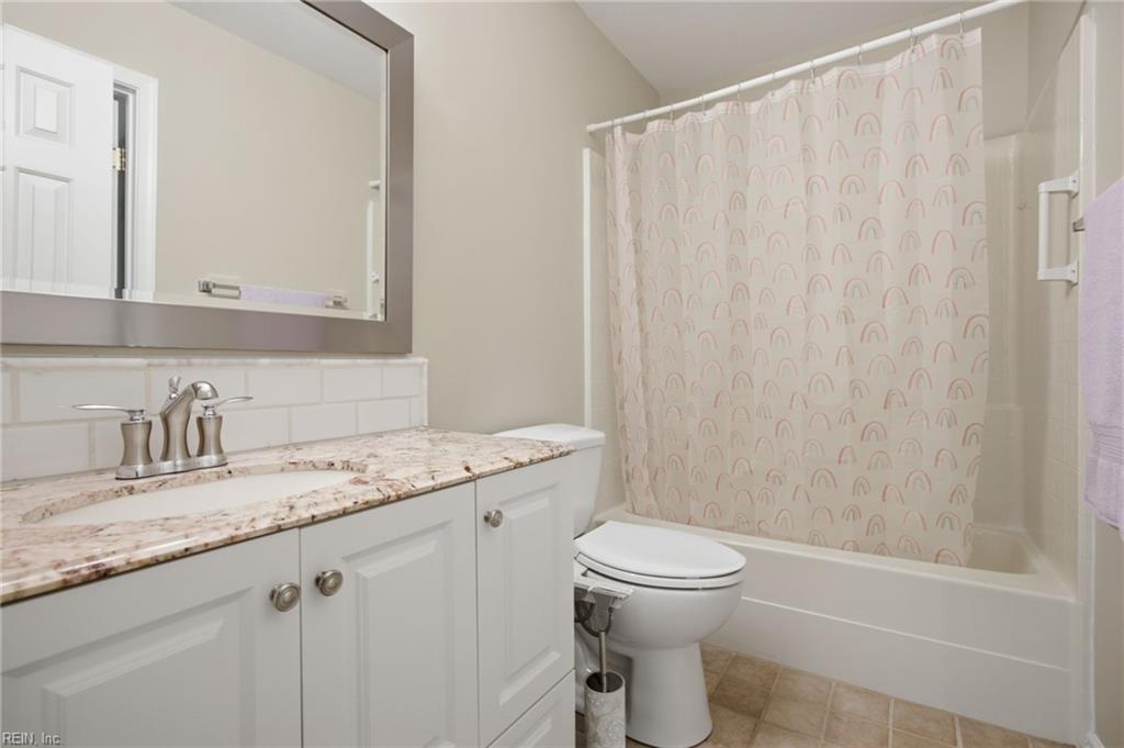 713 Oak Mill Lane Newport News VA 23602