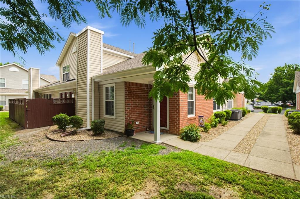 713 Oak Mill Lane Newport News VA 23602