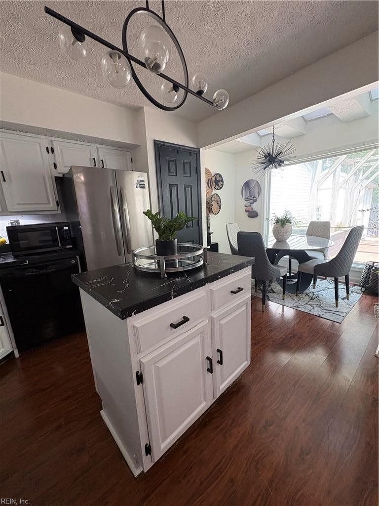 204 Arabian Circle Yorktown VA 23693