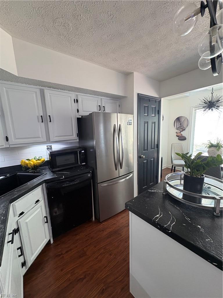 204 Arabian Circle Yorktown VA 23693