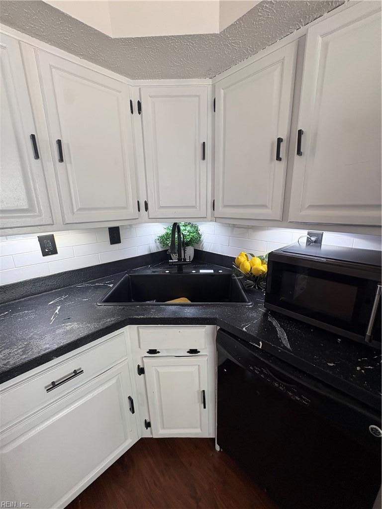 204 Arabian Circle Yorktown VA 23693