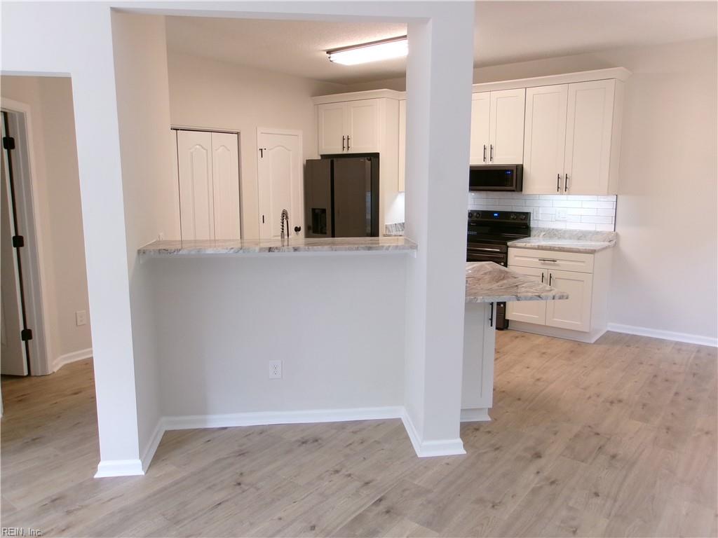 824 Oak Springs Court Newport News VA 23602