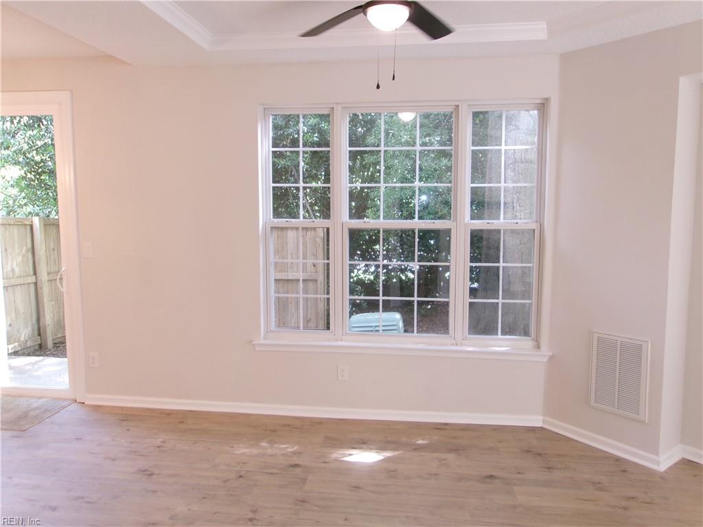 824 Oak Springs Court Newport News VA 23602