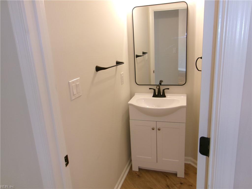 824 Oak Springs Court Newport News VA 23602
