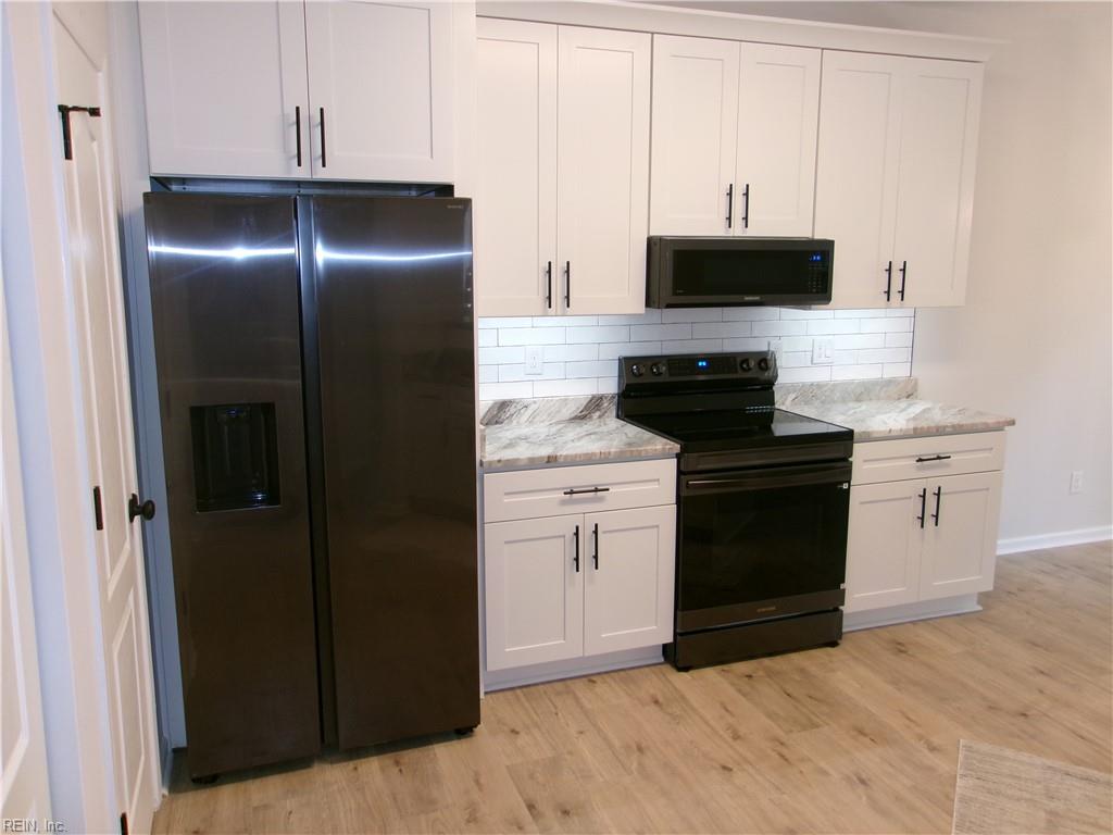 824 Oak Springs Court Newport News VA 23602