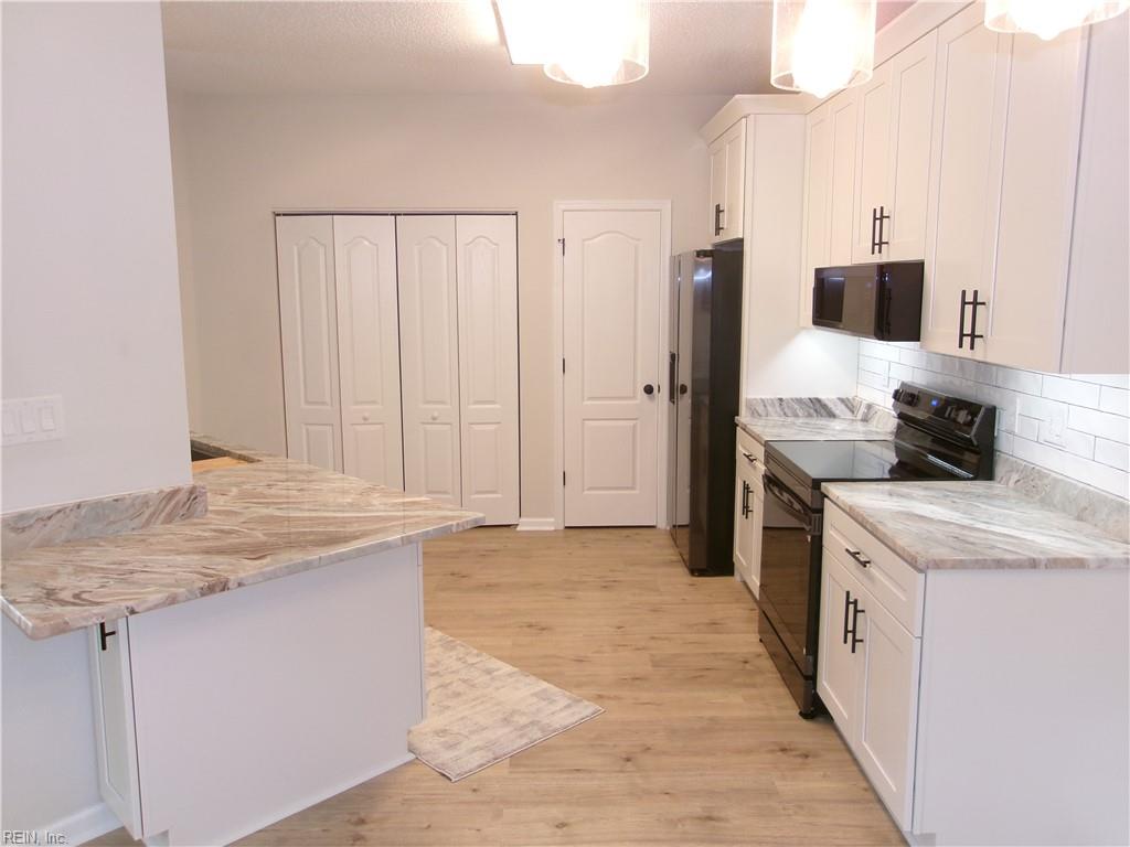 824 Oak Springs Court Newport News VA 23602