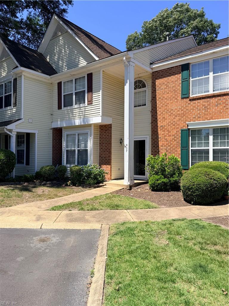 807 Oak Springs Court Newport News VA 23602