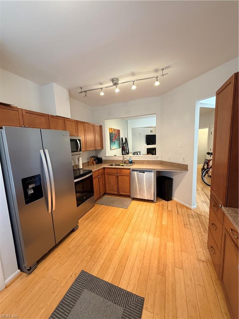 807 Oak Springs Court Newport News VA 23602