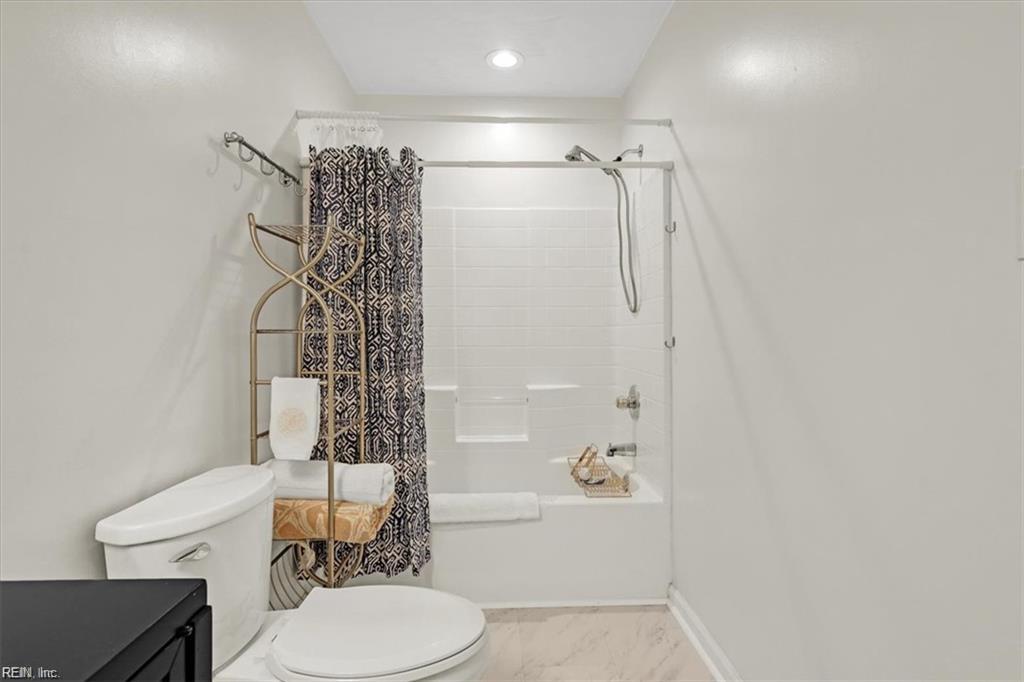 100 Bluff Terrace Newport News VA 23602