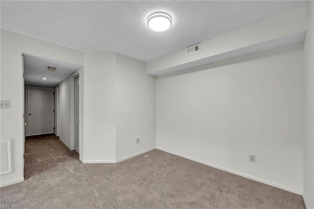 12760 St James Place Newport News VA 23602