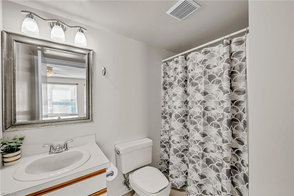 12760 St James Place Newport News VA 23602